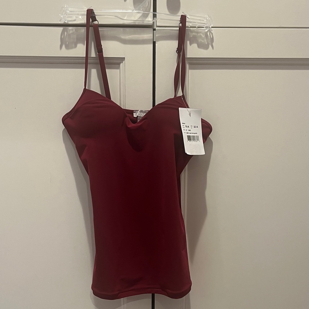 Hanro burgundy Camisole Top with bra
